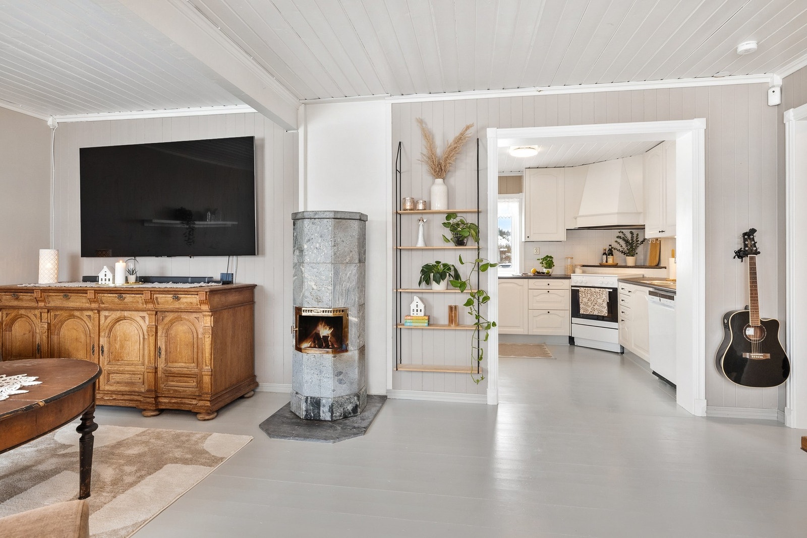 Stor stue med gode møbleringsmuligheter Galleribilde