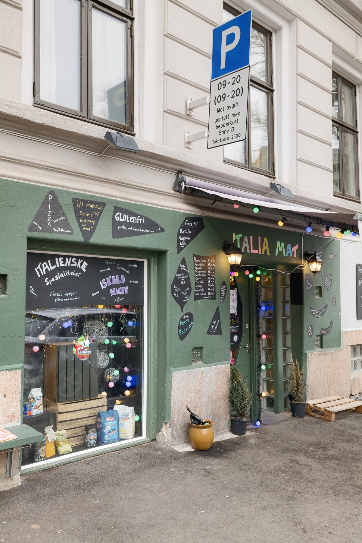 - Området bugner av populære kaffebarer, prisvinnende restauranter og hyggelige utesteder - Galleribilde