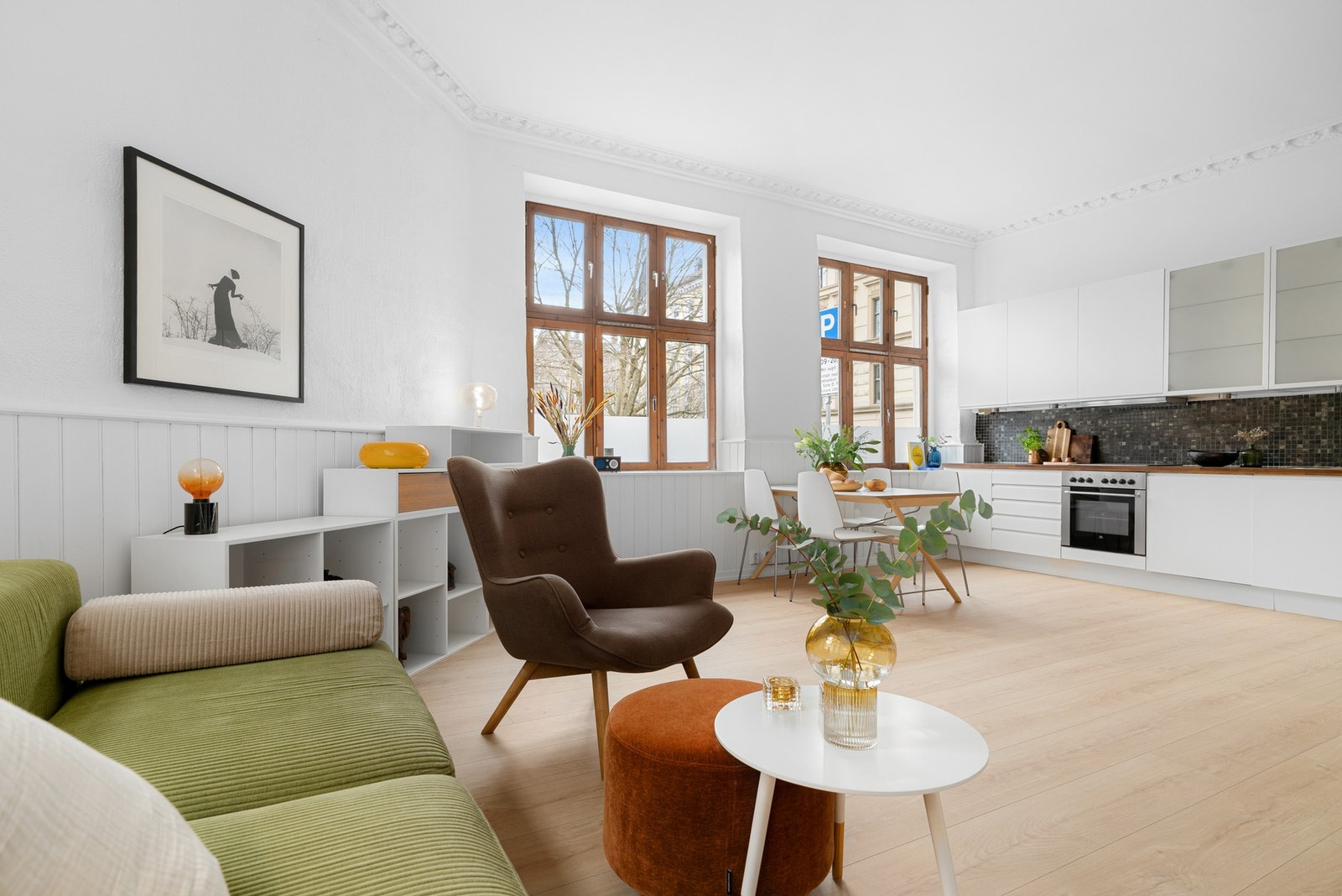 - Legg merke til de dype vinduskarmene - Galleribilde