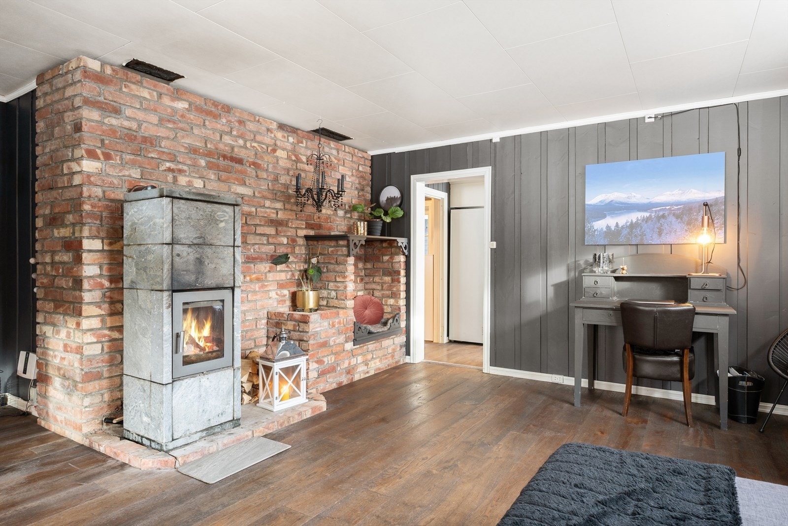 Fra stue 1 er det adkomst til kjøkkenet. Galleribilde