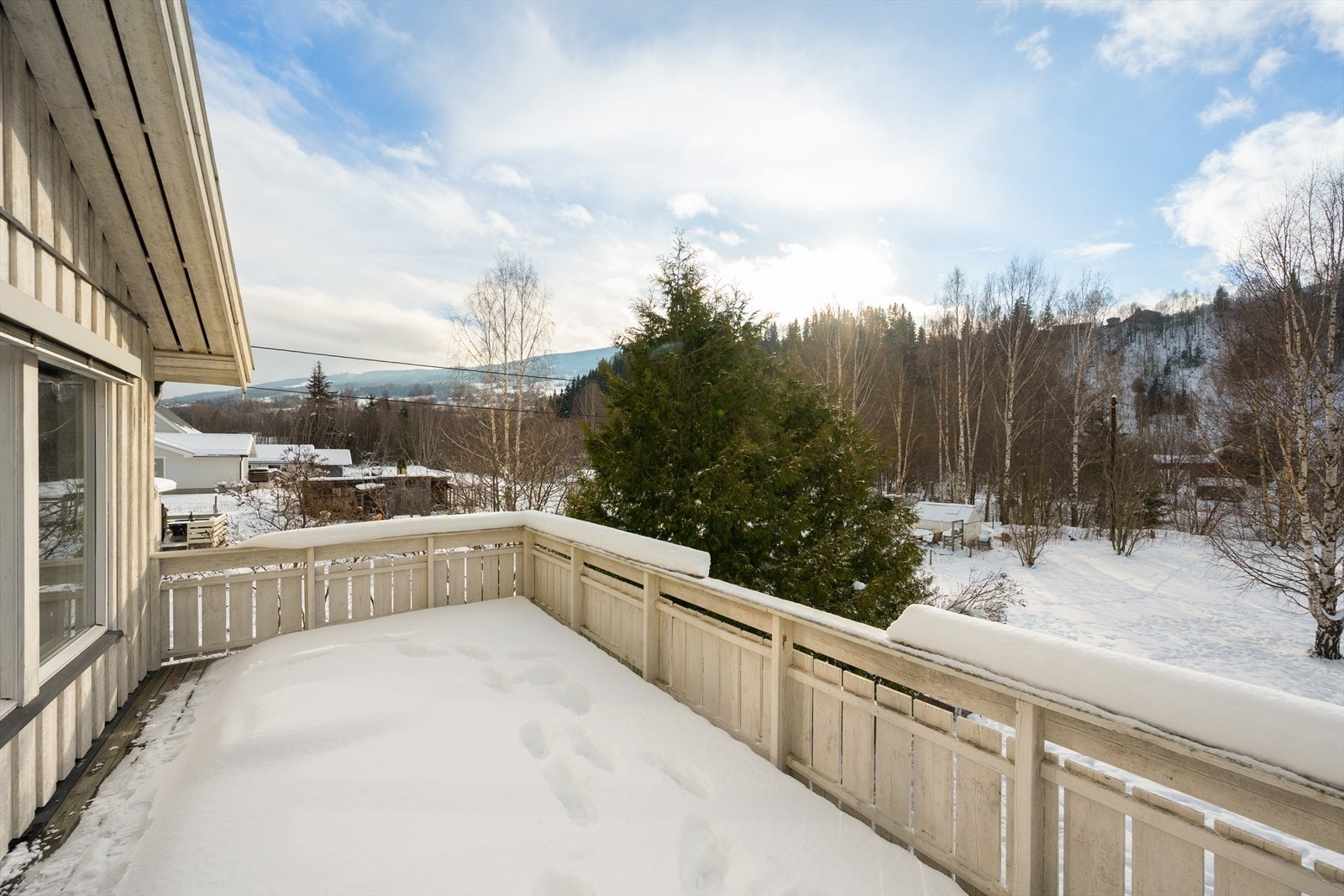 Det er god plass til utemøbler. Galleribilde