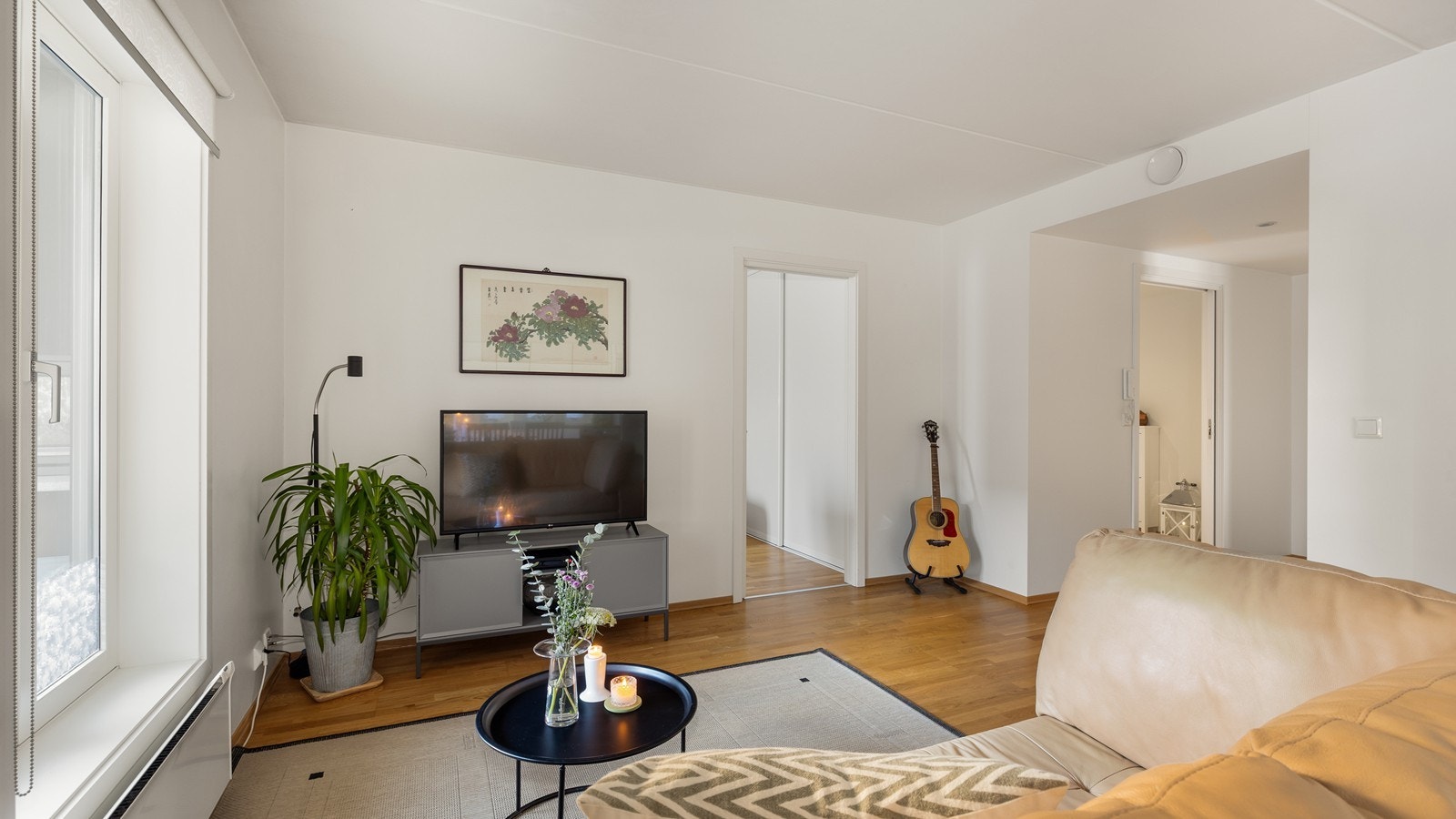 Leiligheten er lys og har en meget god romløsning Galleribilde