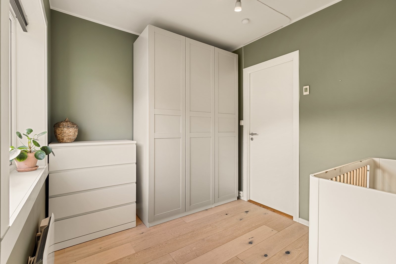 Meget god oppbevaringsmulighet på begge soverommene! Galleribilde