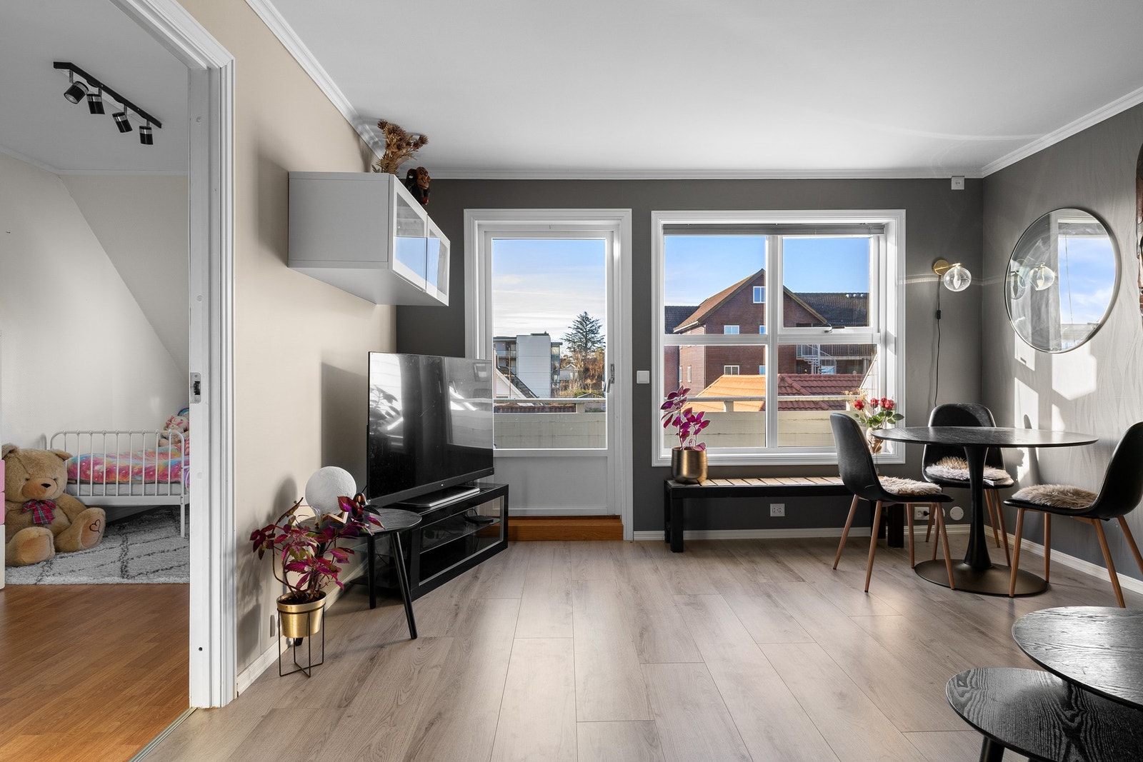 Beliggenheten er tilbaketrukket, men likevel svært sentral. Galleribilde