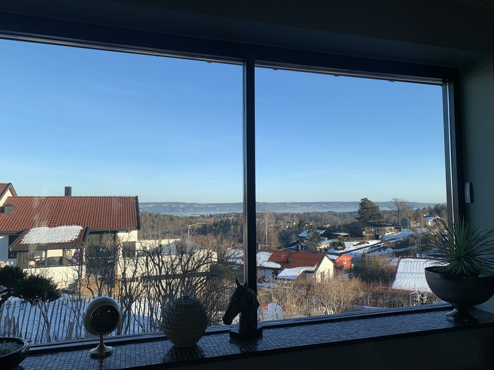 Selgers private bilde av utsikten fra stuen Galleribilde