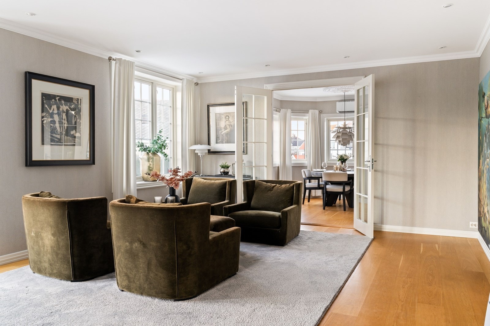 Boligen har komfortabel gulvvarme i hele 1. etasje og kjeller. Galleribilde