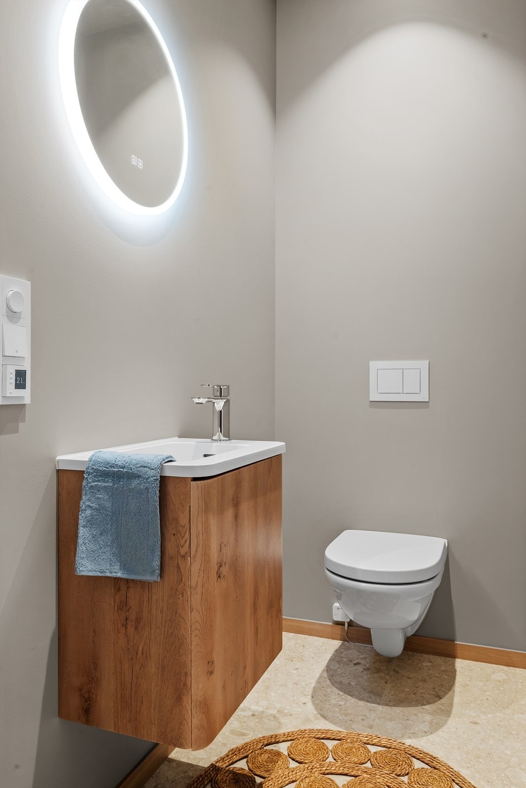 I boligen er det også et ekstra wc-rom på ca. 1,5 kvm. Galleribilde