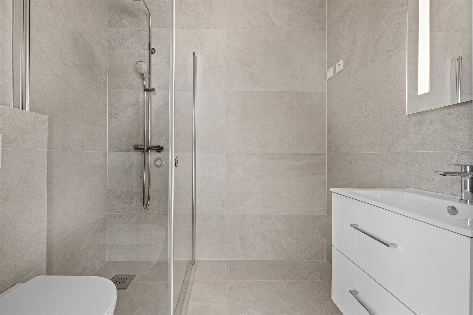 Bad i 1. etasje Galleribilde