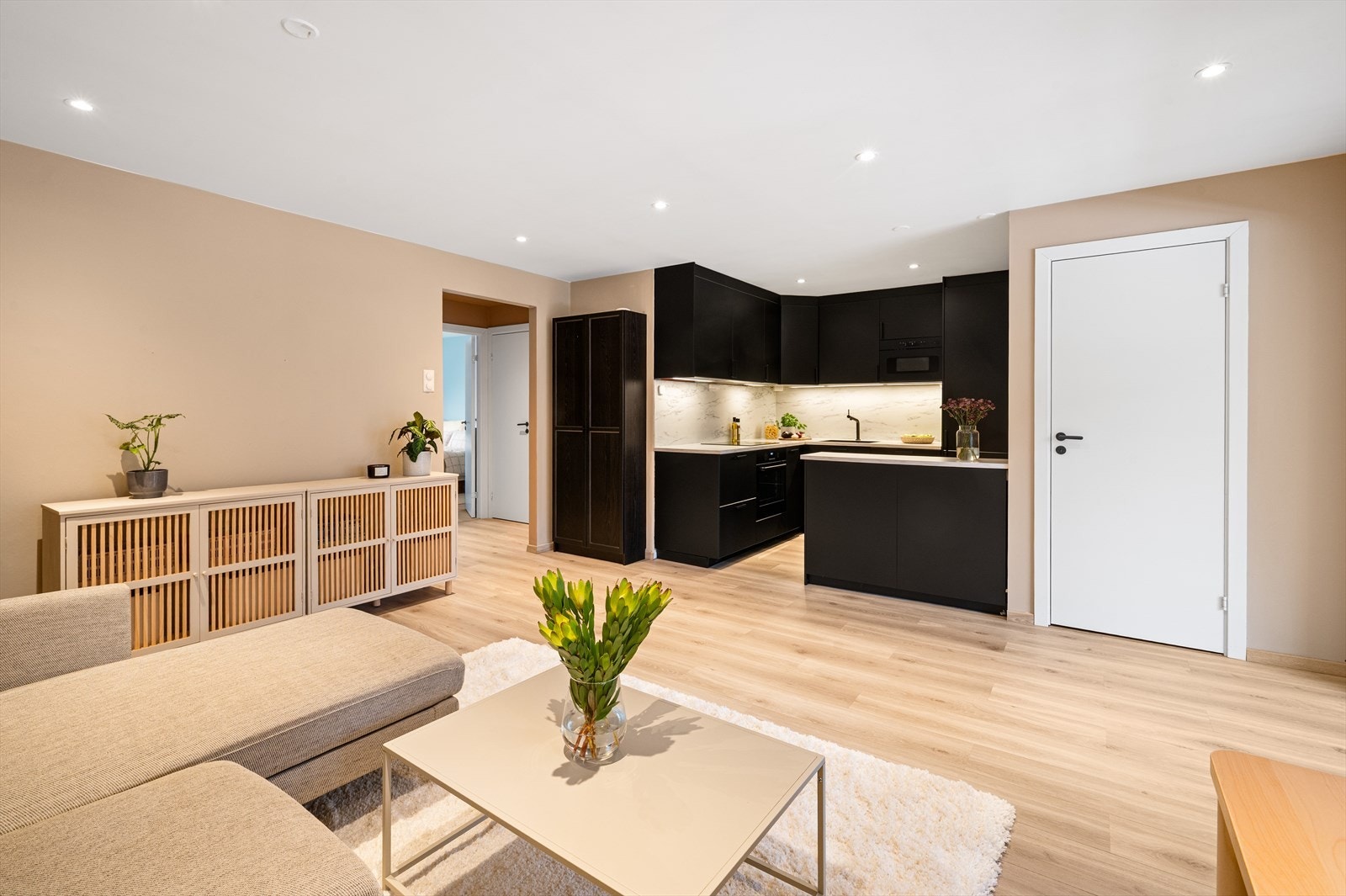 Videre tar vi turen til kjøkkenet. Galleribilde