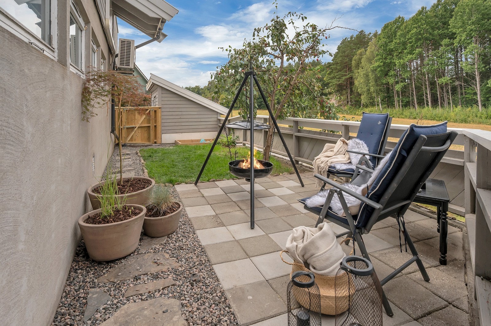 Pent opparbeidet uteområde i bakhage Galleribilde