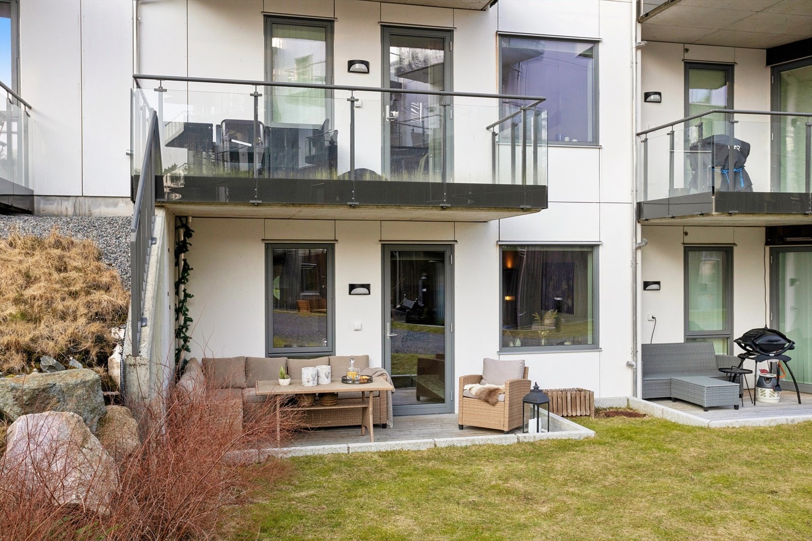 Fra stuen er det adkomst til en herlig terrasse. Galleribilde