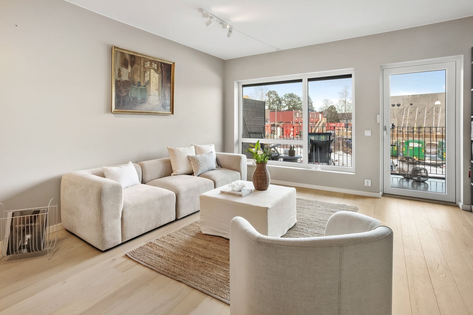 Det er vannbåren varme i leiligheten for økonomisk og behagelig oppvarming. Galleribilde