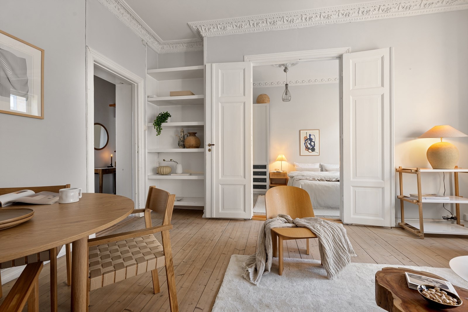 Fra stuen er det videre adkomst til soverommet. Galleribilde