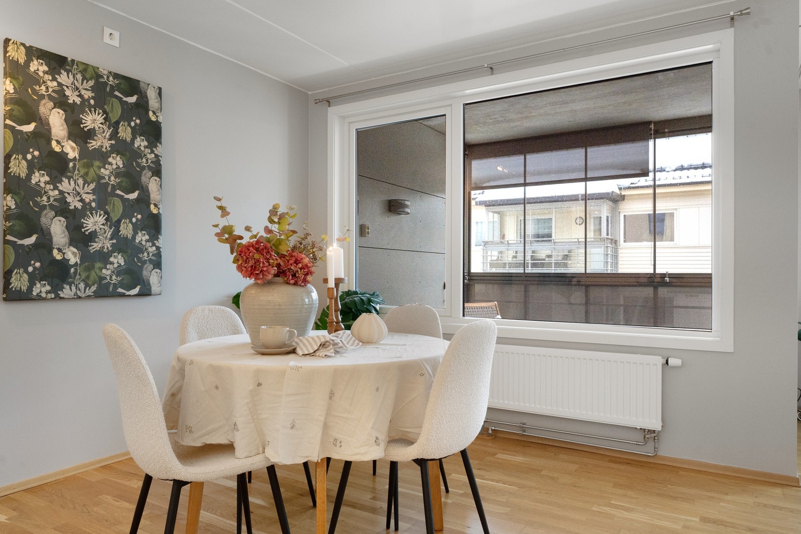 God plass til spisebord. Galleribilde