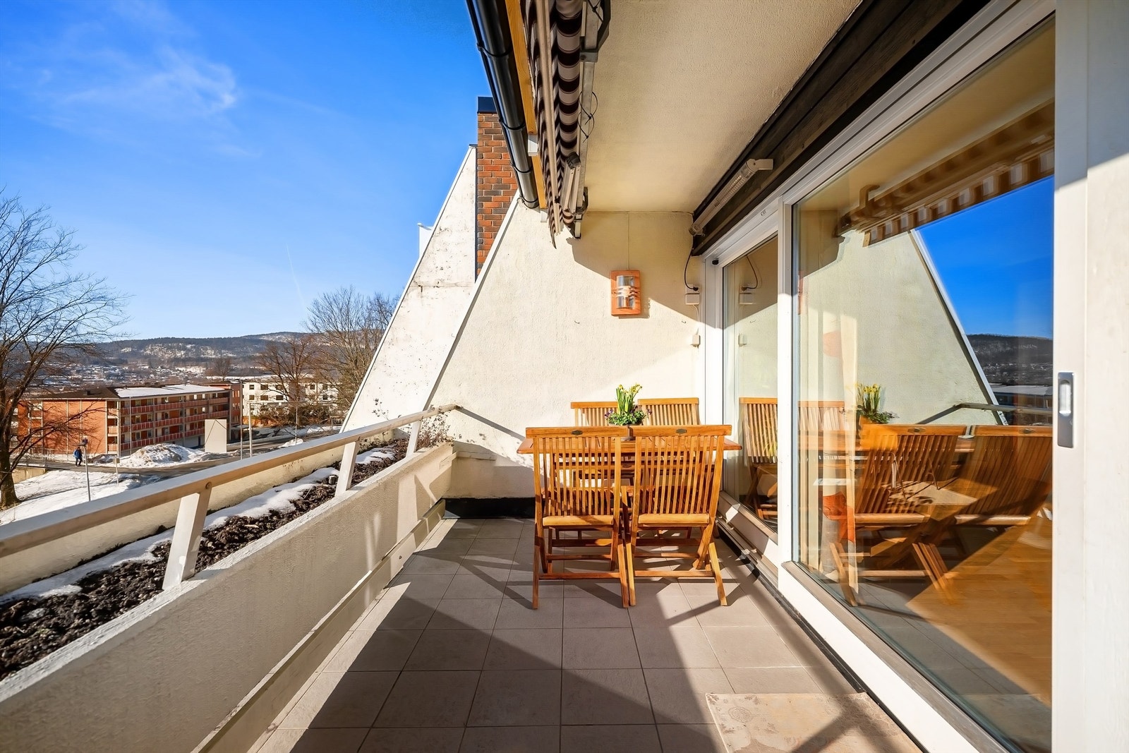 Nydelig, solrik terrasse på 8 kvm Galleribilde