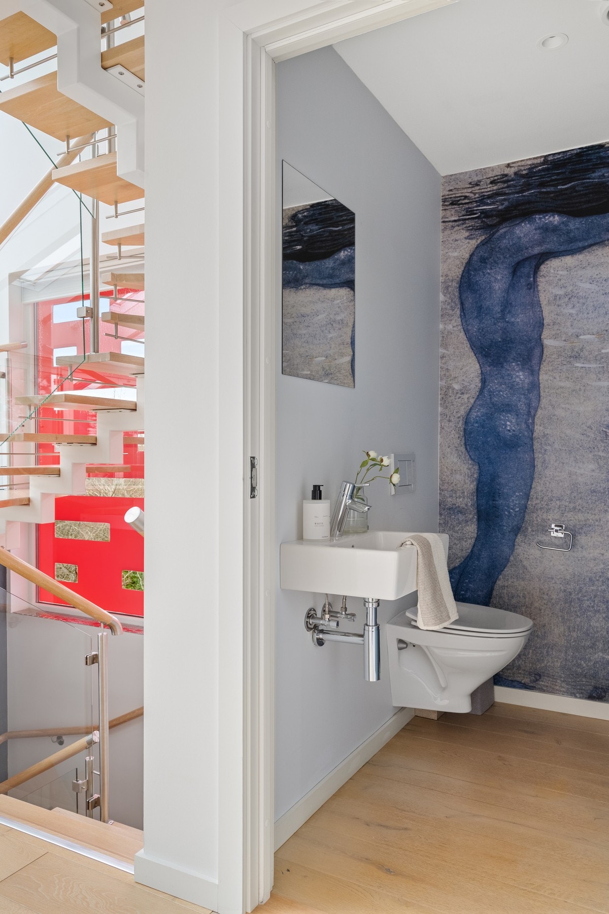 Separat toalettrom. Galleribilde