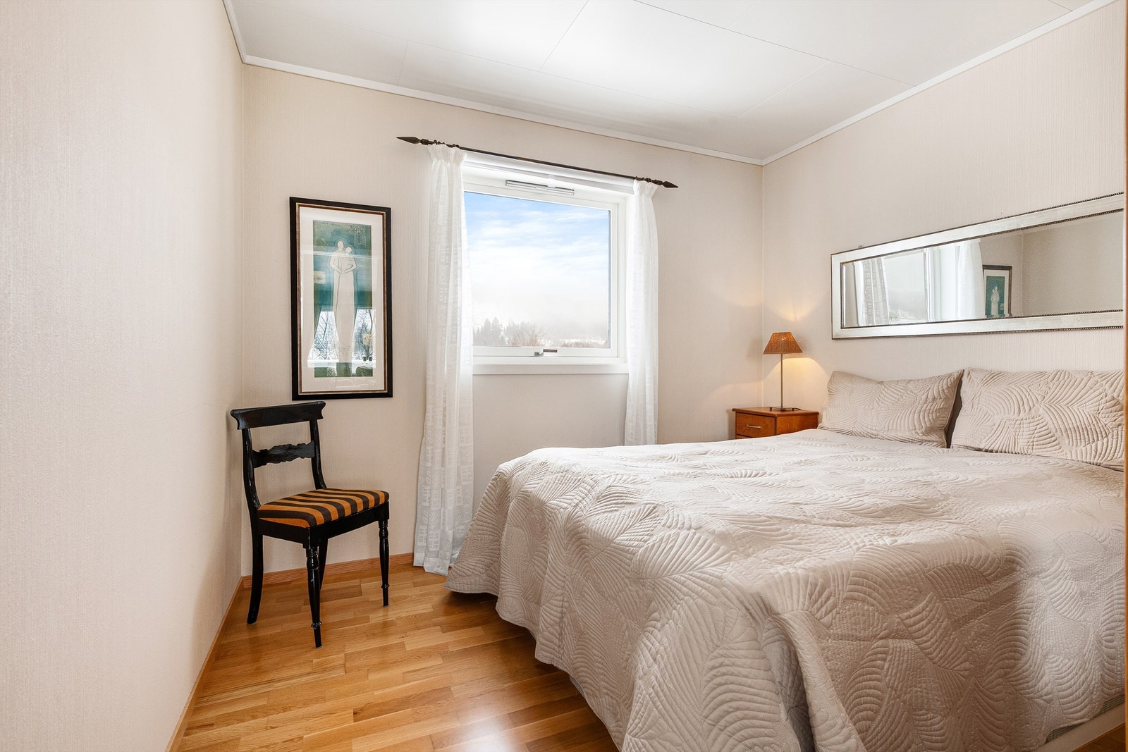 Boligens fjerde soverom ligger i andre etasje Galleribilde