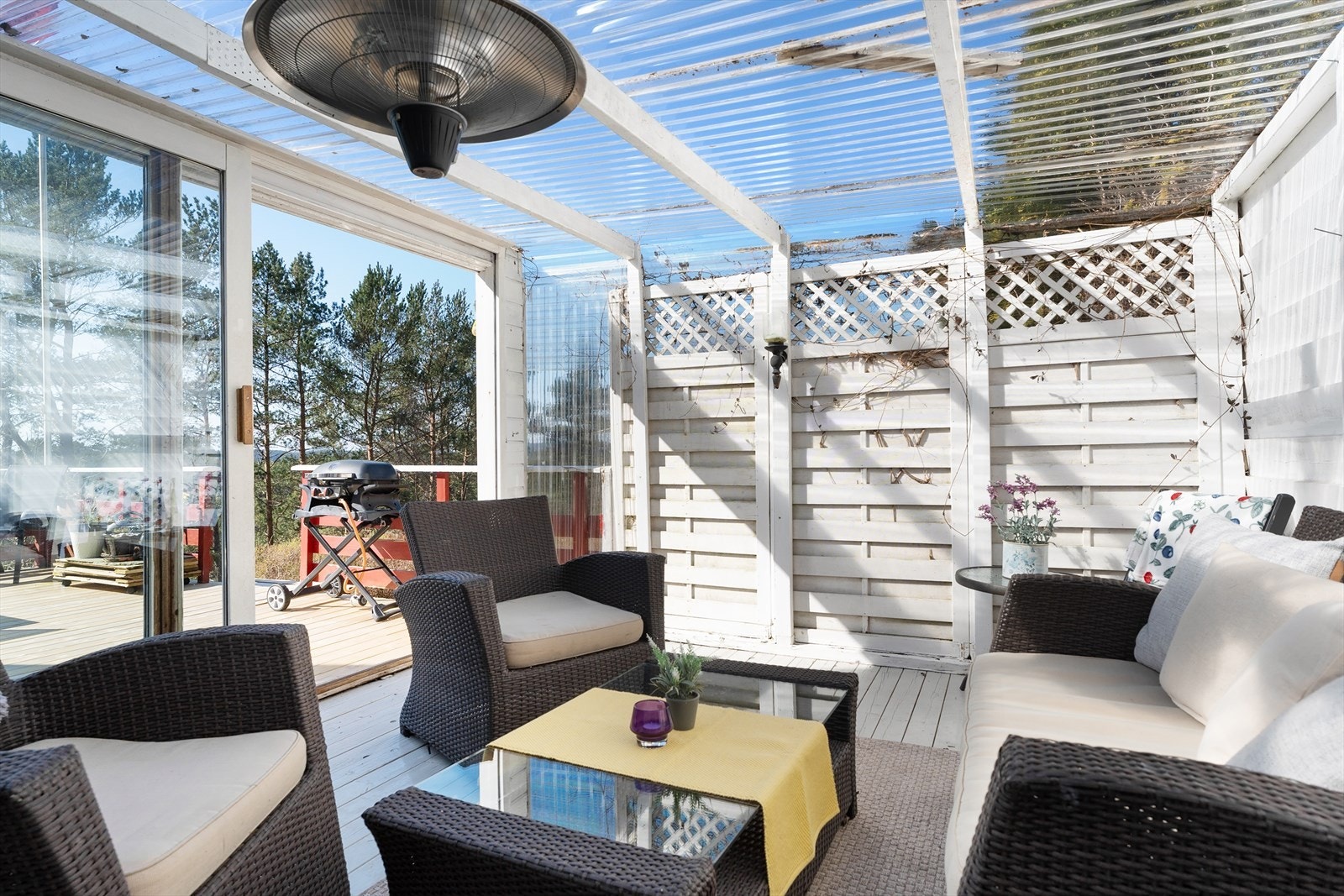 Lun og trivelig hagestue Galleribilde