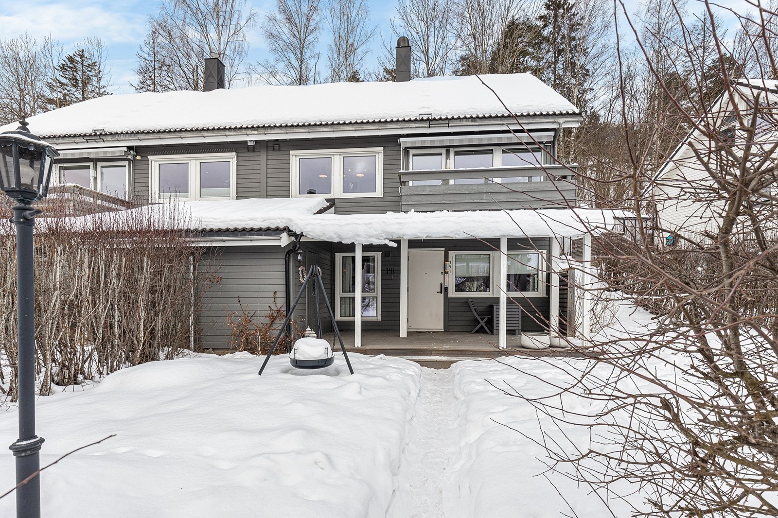 Her bor du tilbaketrukket i barnevennlige og naturskjønne omgivelser. Galleribilde