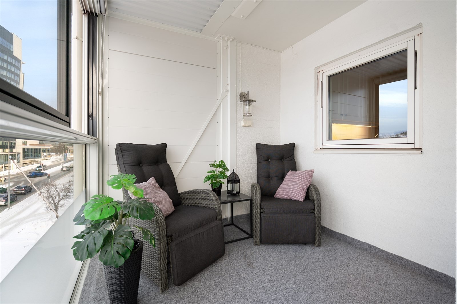 Innglasset balkong gir deg et ekstra rom som kan benyttes gjennom hele året Galleribilde