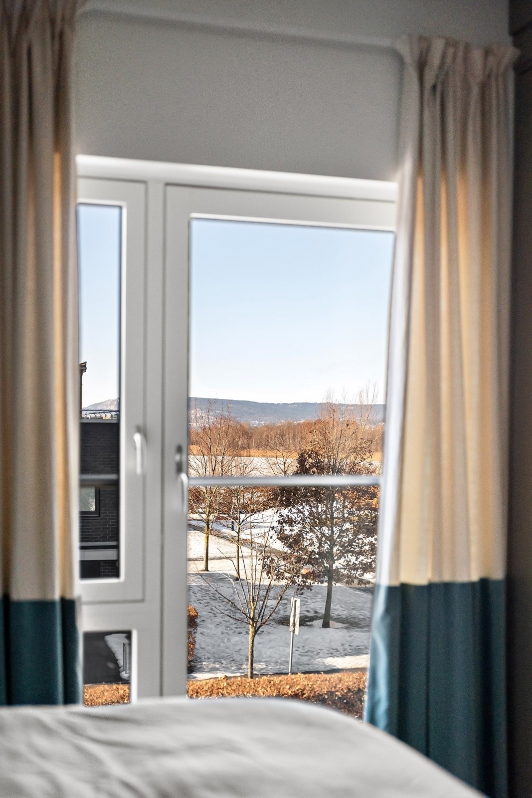 Hyggelig utsyn fra hoversoverom Galleribilde