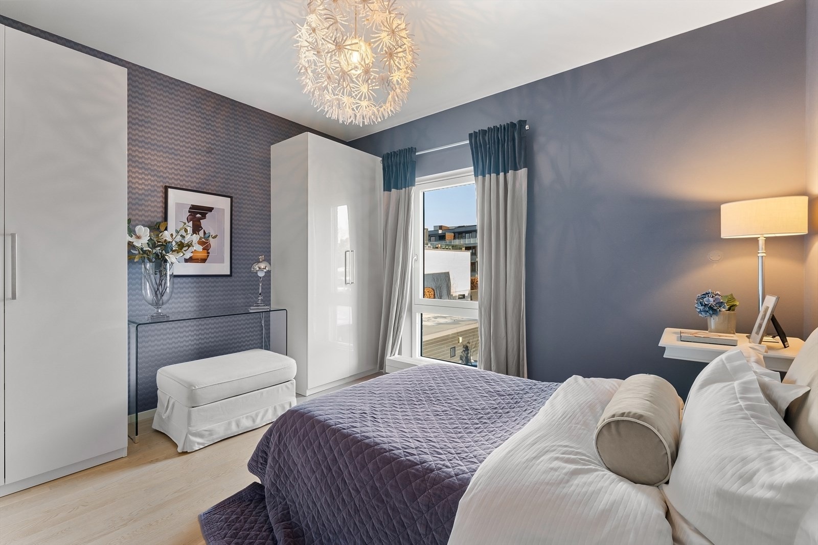 Soverom 2 av god størrelse Galleribilde