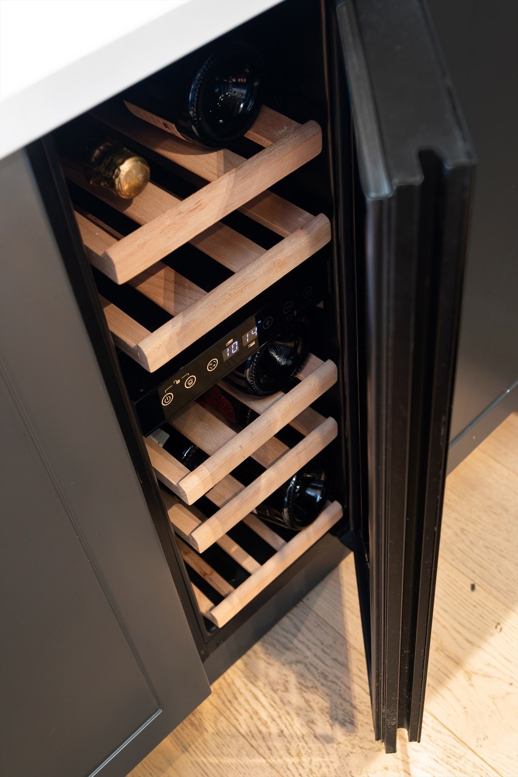 Vinskap Galleribilde