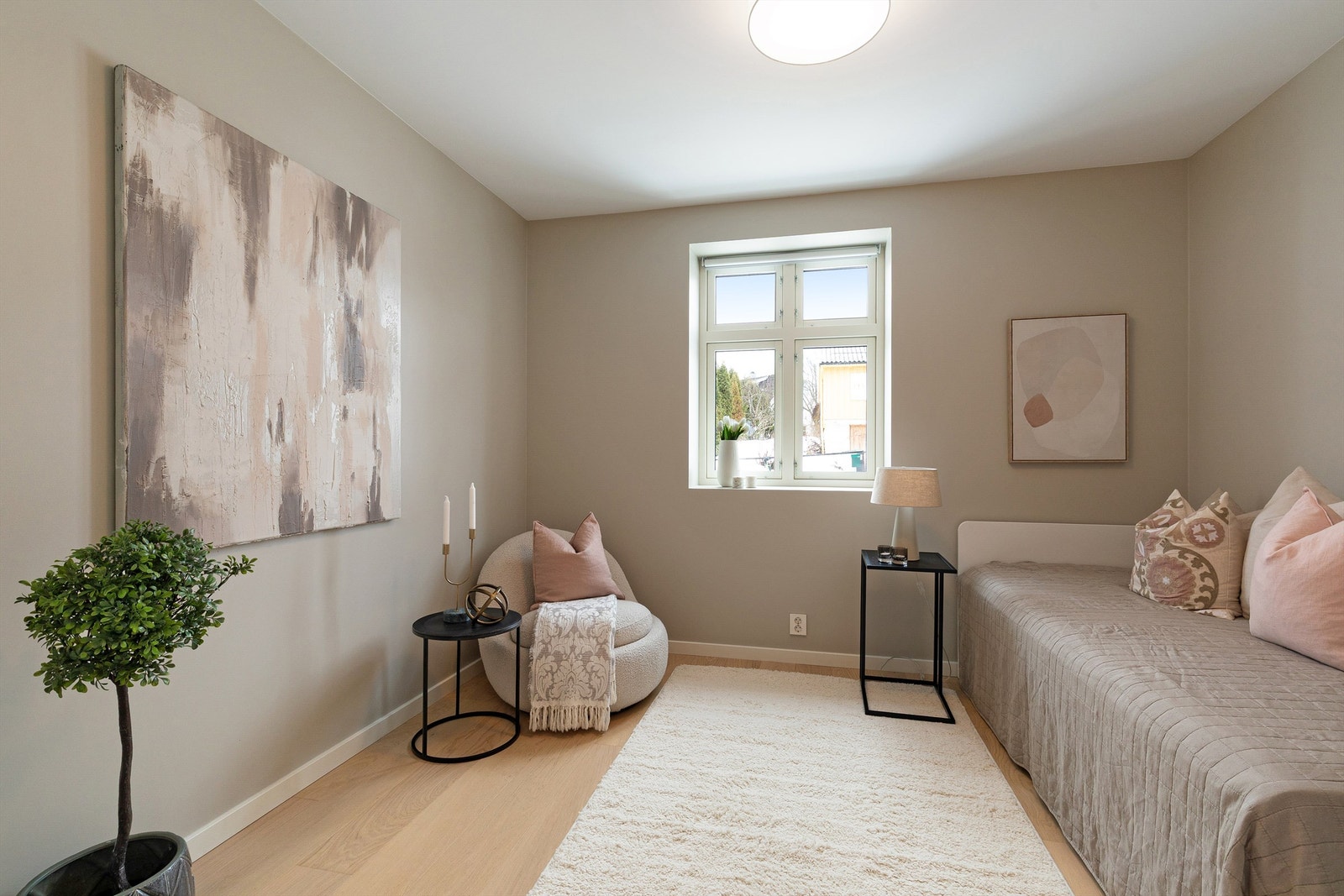 Rommet har av eier vært benyttet som både lekerom og som gjesterom Galleribilde