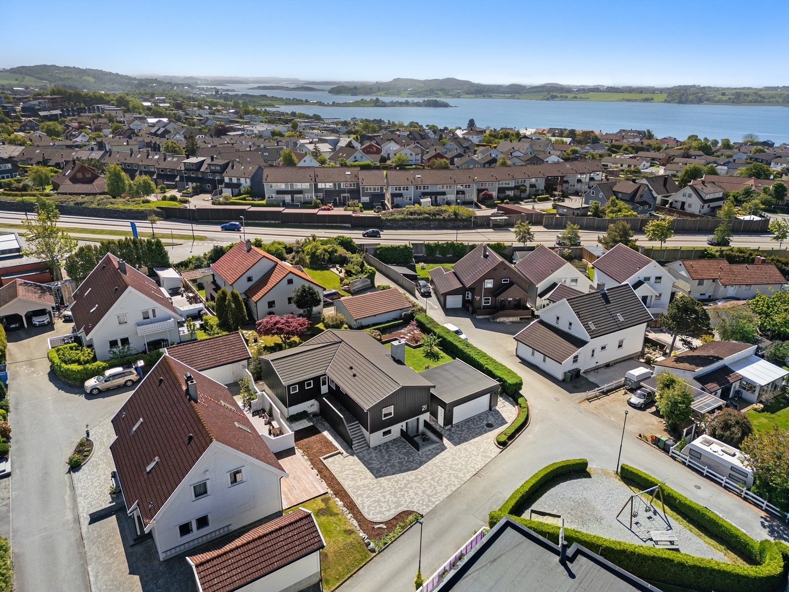 Attraktivt og barnevennlig område på Sunde i blindgate uten gjennomgangstrafikk Galleribilde