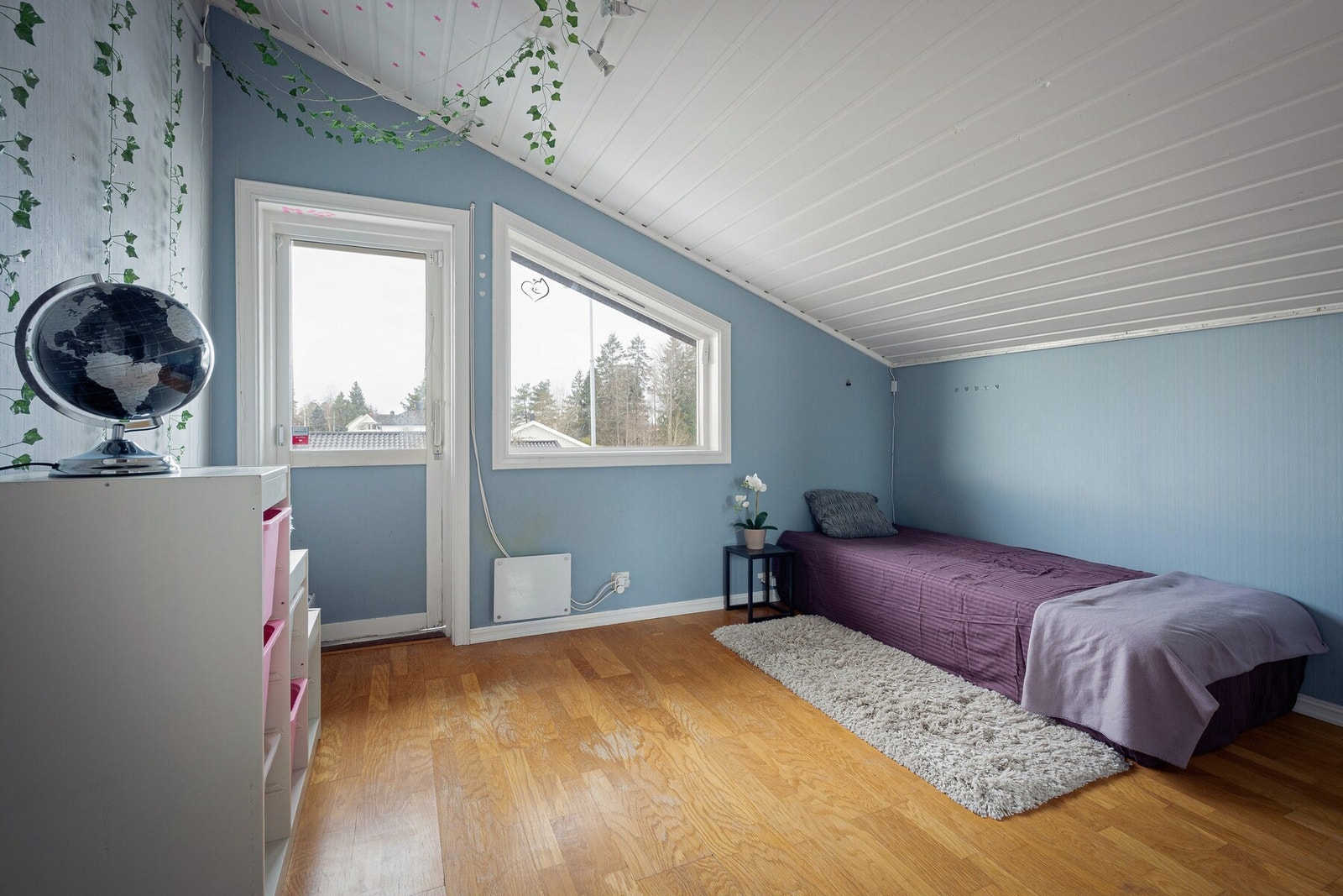 Boligen har tre soverom i loftsetasjen. Galleribilde