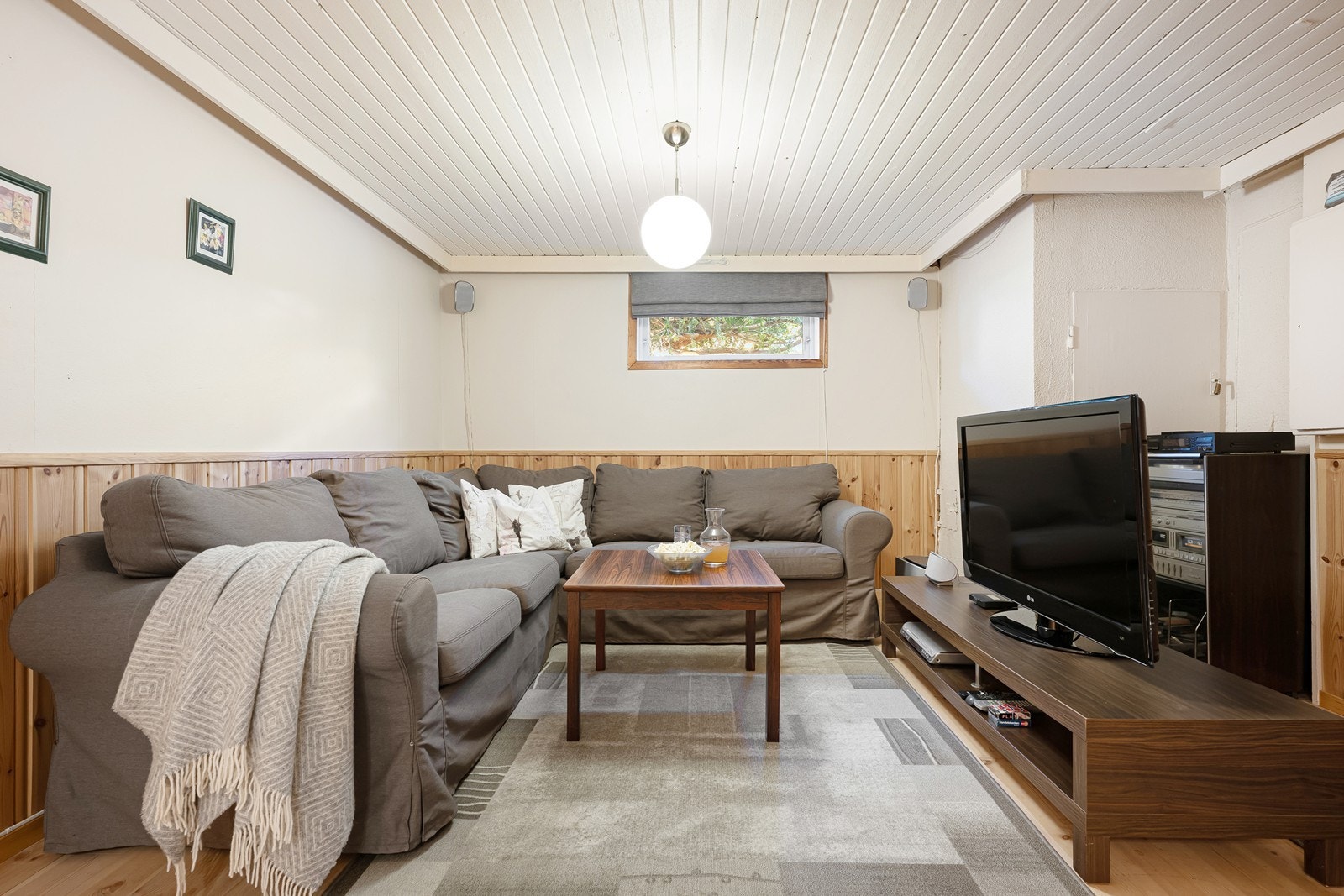 Kjellerstue (ikke godkjent for varig opphold) Galleribilde