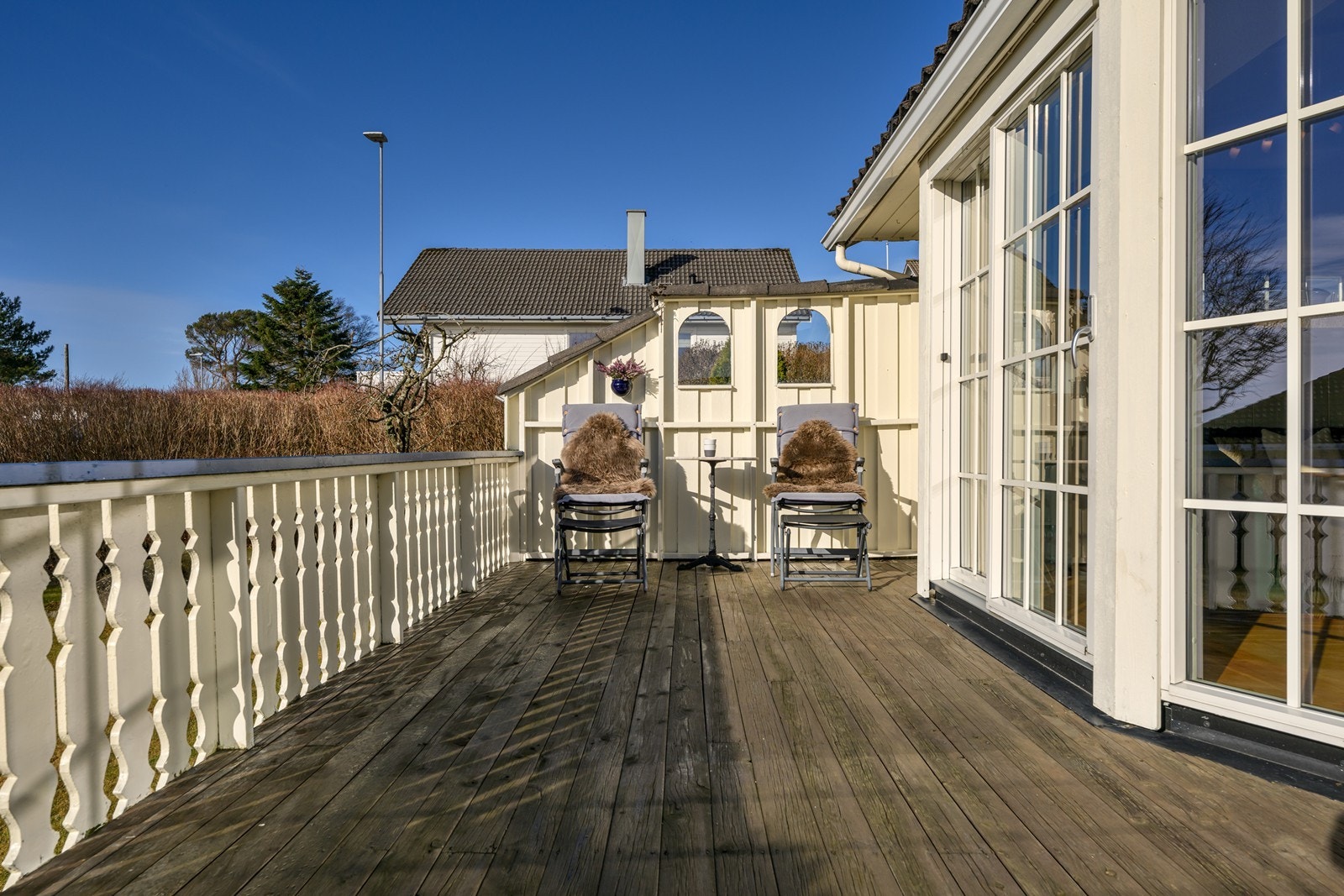 Solrikt uteområde Galleribilde