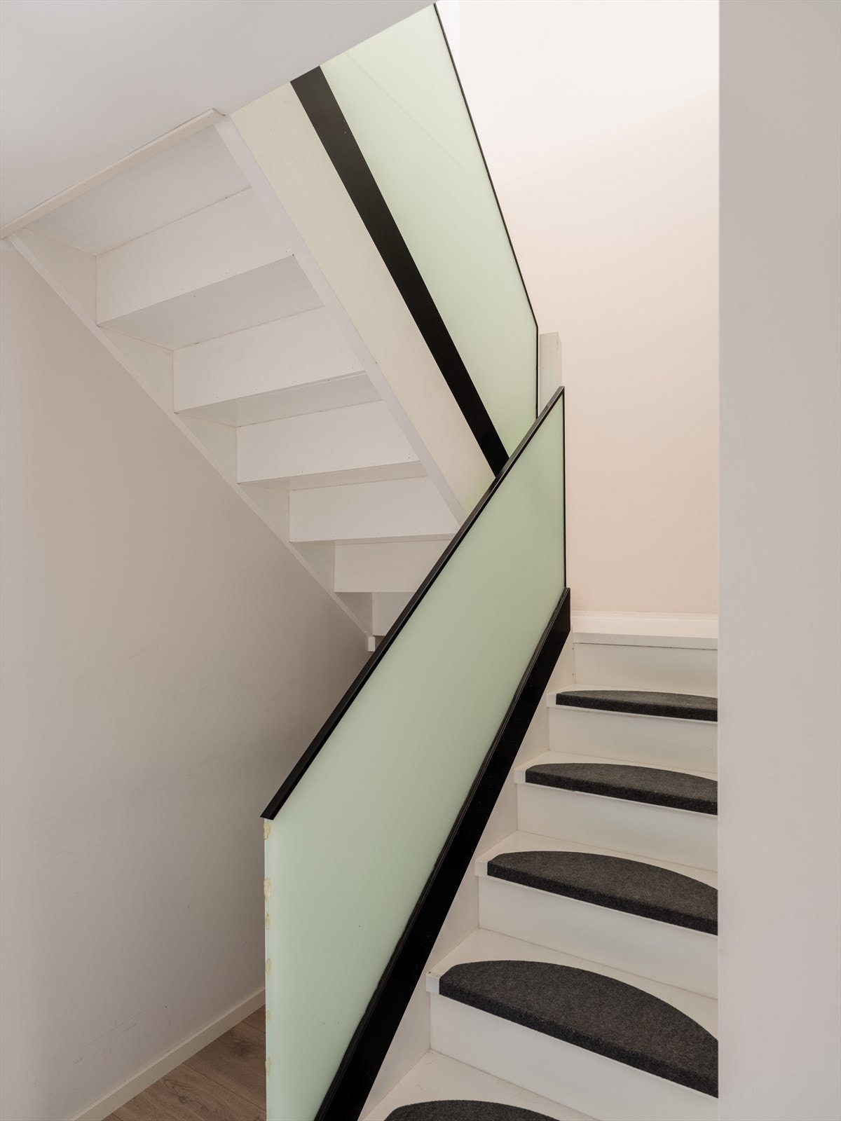 Opp til 2. etasje. Galleribilde