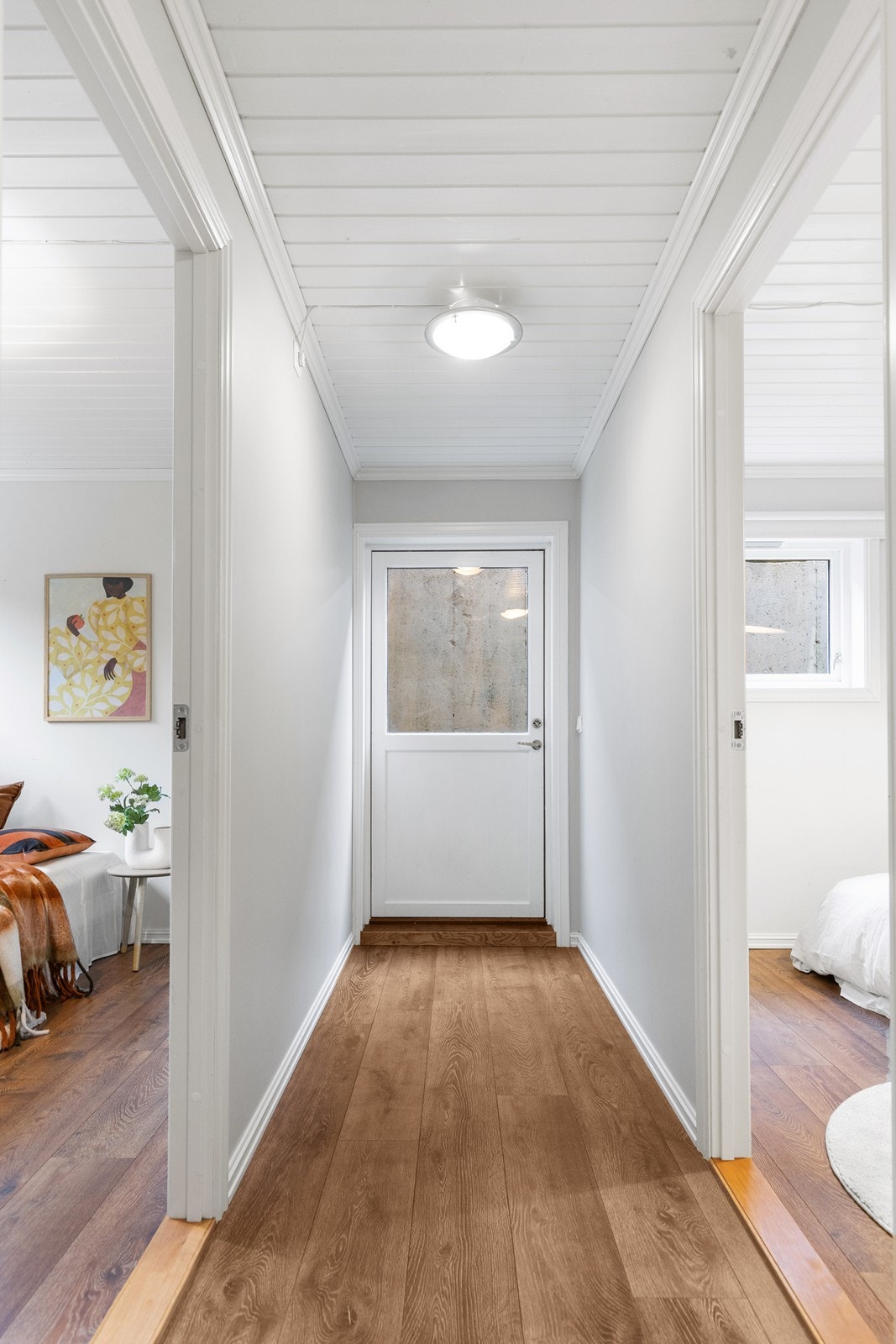 Egen inngang til kjelleren. Galleribilde