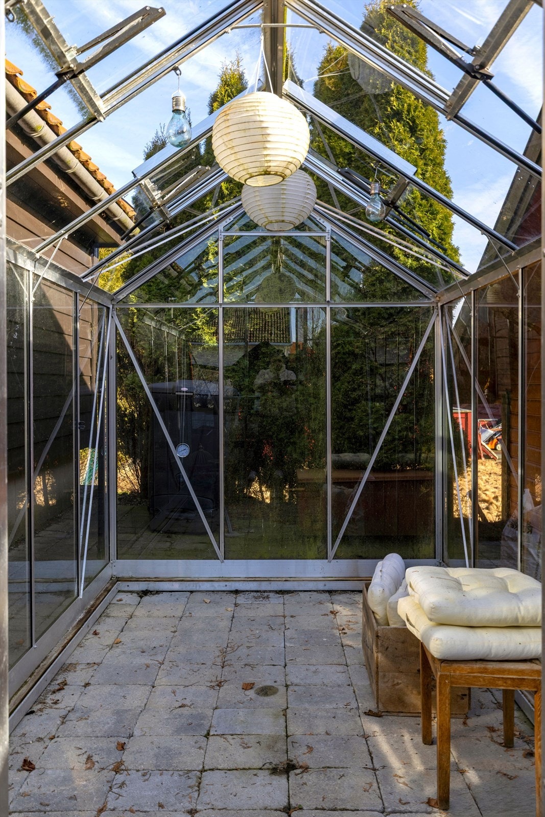 Koselig drivhus for de med grønne fingrer eller for de som bare vil nyte en kaffi under tak. Galleribilde