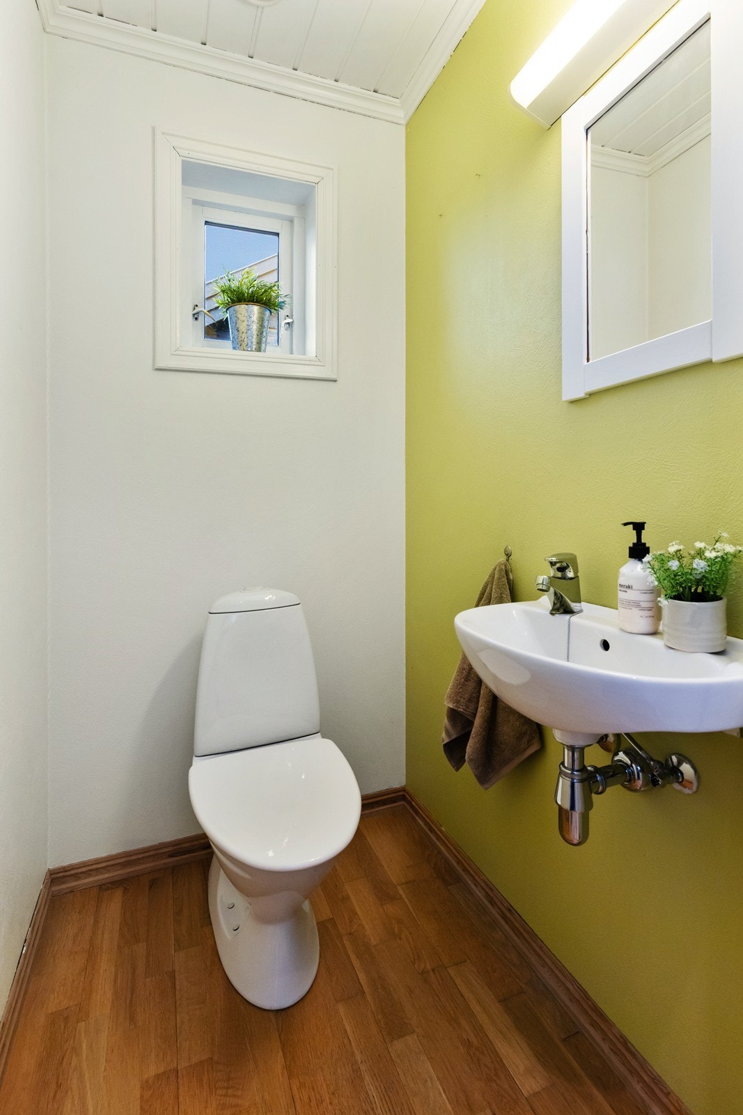 Praktisk med toalett i hver etasje. Galleribilde