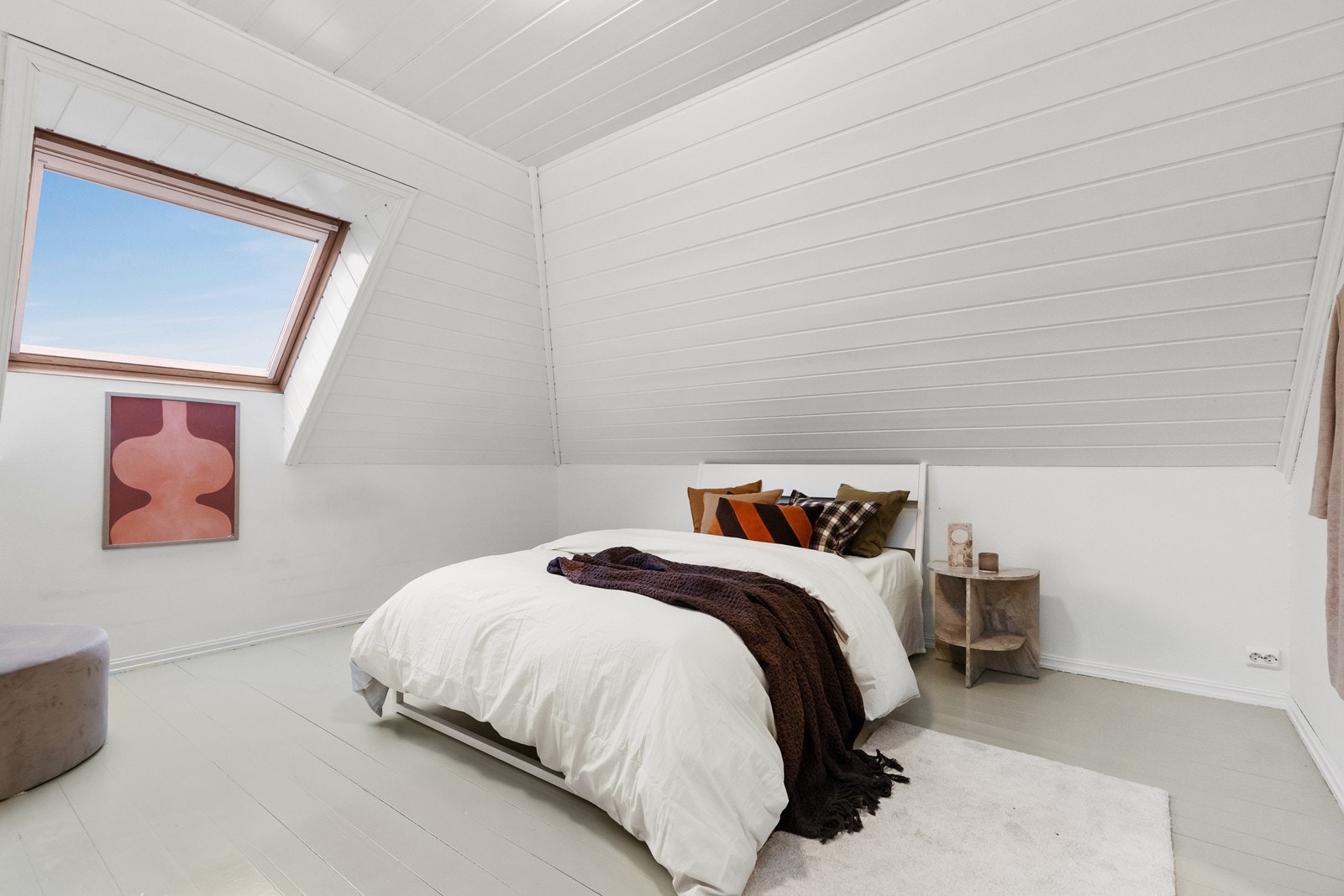 I 2.etasje finner man 3 soverom og bad. Galleribilde