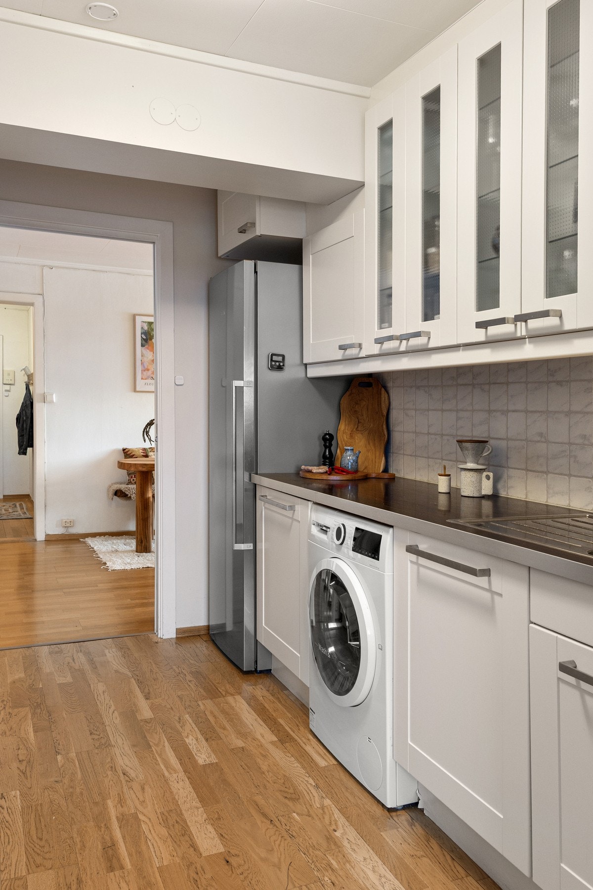 Varmtvann (a-konto) betales via månedlige felleskostnader. Galleribilde