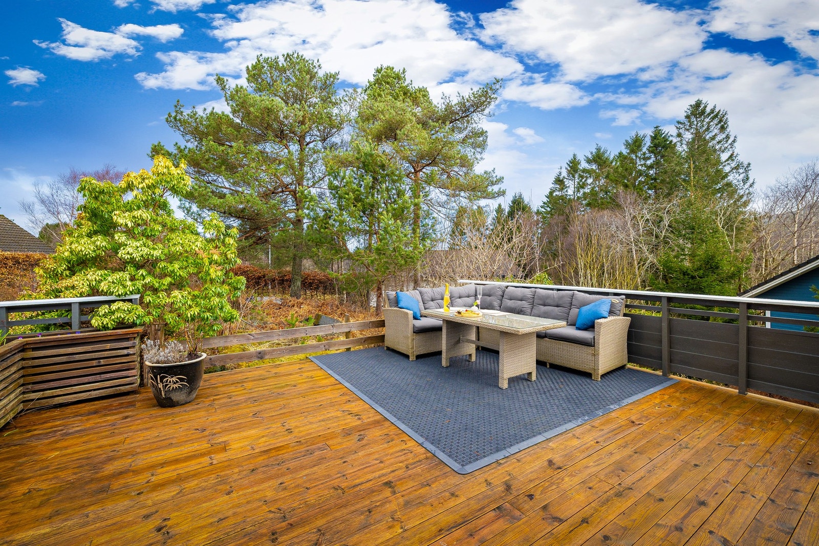 Her fra andre siden på terrassen. Galleribilde