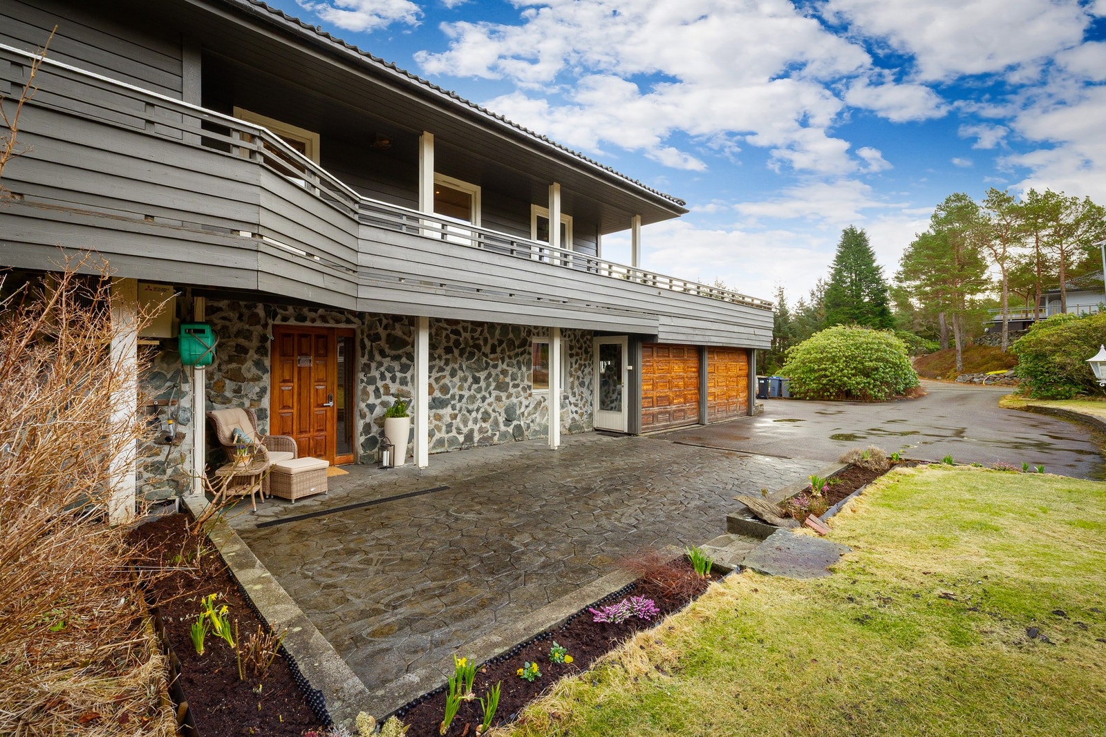 Vi tar en tur inn igjen for å sjekke underetasjen. Galleribilde