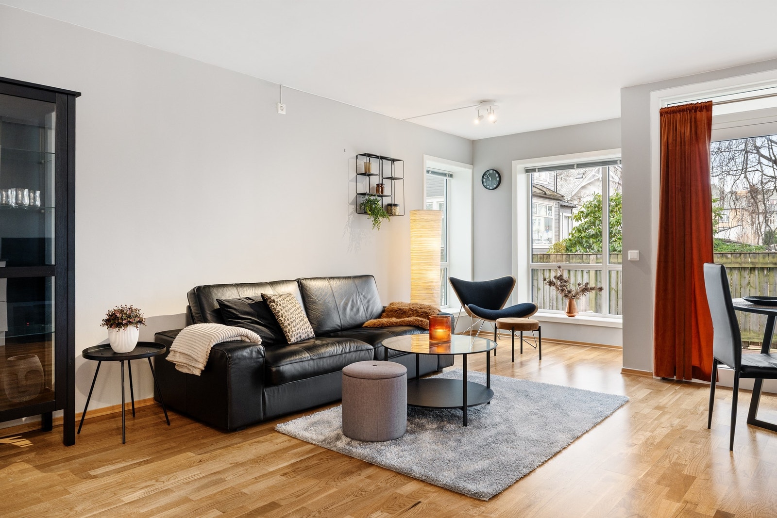 Velkommen til Steinvågvegen 37D presentert av Vetle Lande v/Møremegling Galleribilde