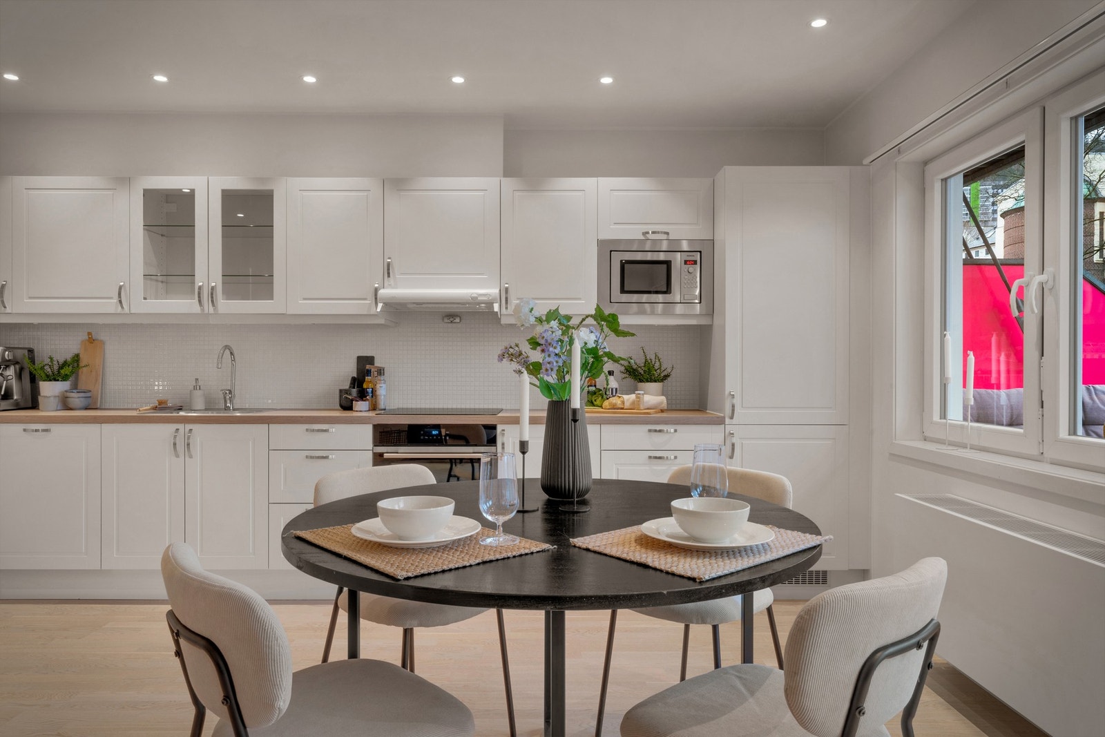 - Flott belysning med spotlights - Galleribilde