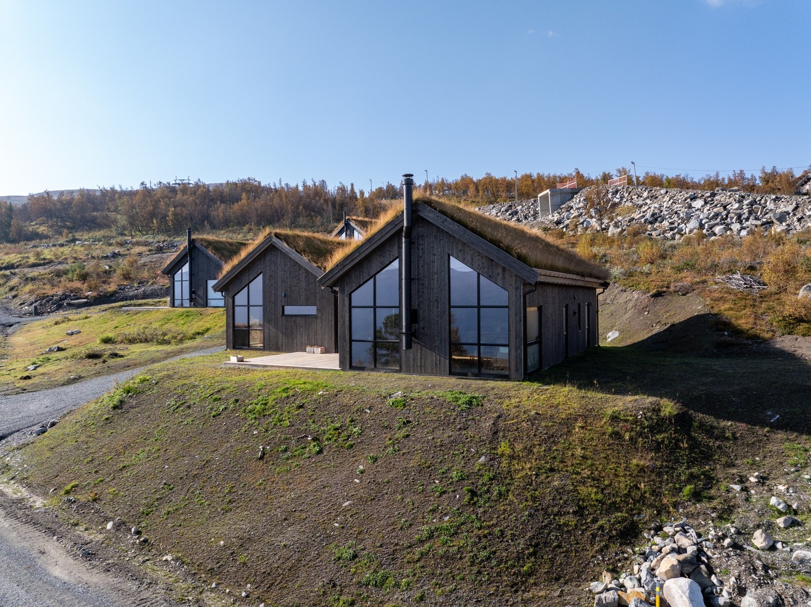 Viddevegen 472 er en stor og ekslusiv hytte midt i hjerten til Uvdal Skisenter Galleribilde