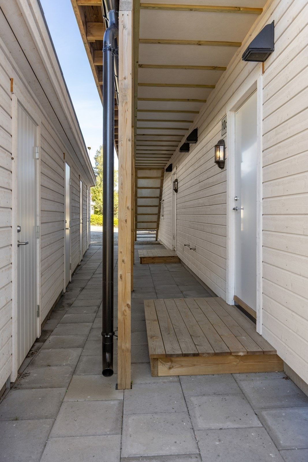 Leiligheten disponerer en praktisk sportsbod på ca. 5 kvadratmeter. Galleribilde