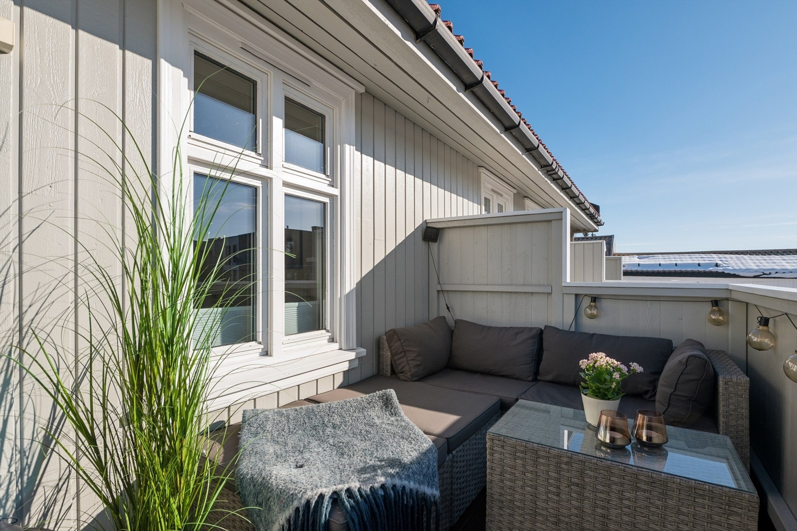 Her er det god plass for utemøblement. Galleribilde