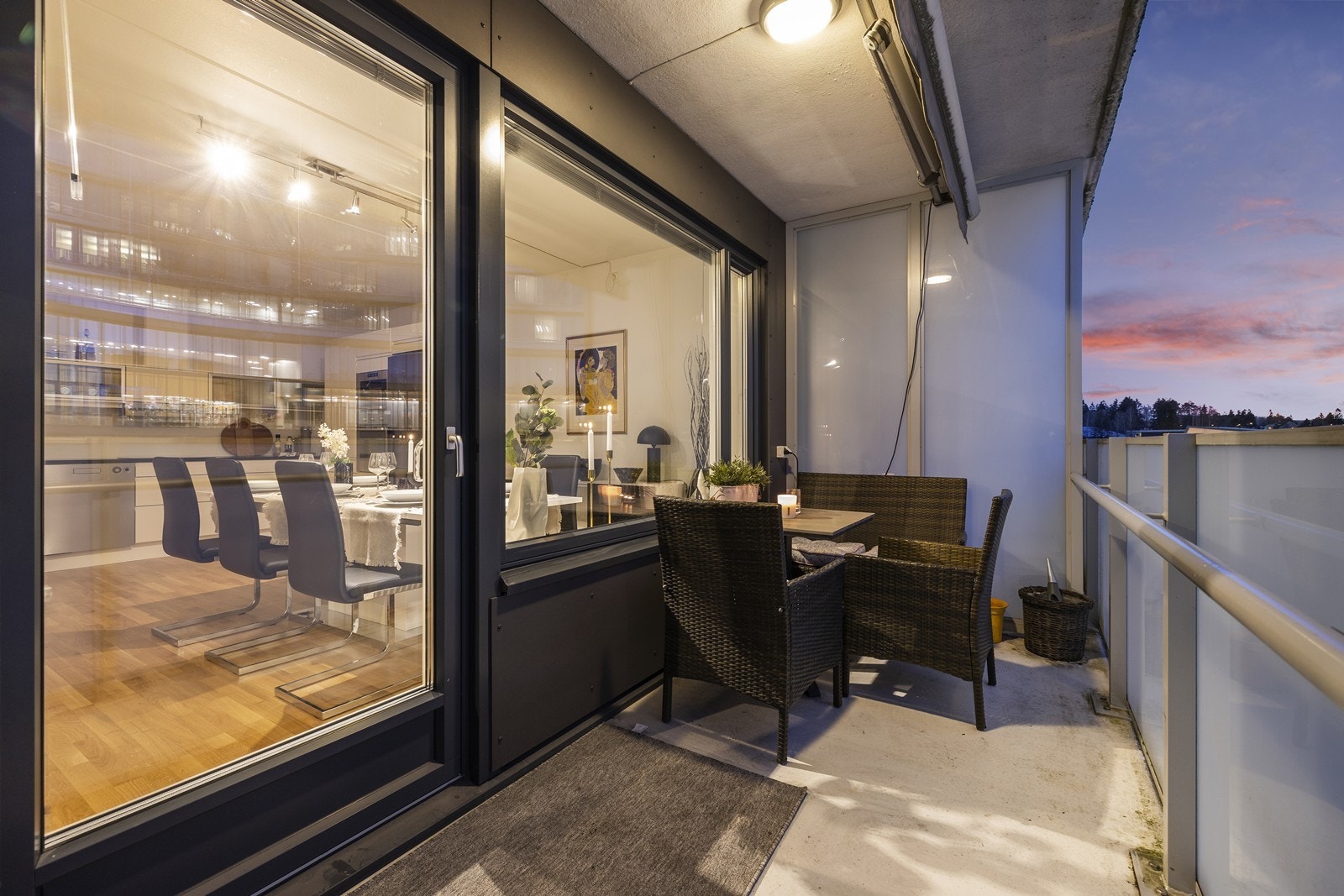 Her kan du enkelt innrede med en hyggelig sittegruppe. Galleribilde