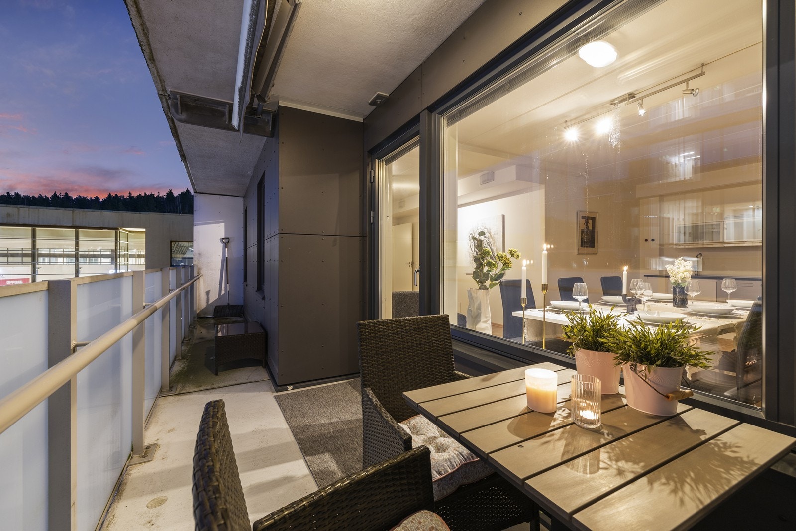 Dette er en hyggelig 2 (3)- roms leilighet i 3. etasje! Foto av Mads Karlsen. Galleribilde