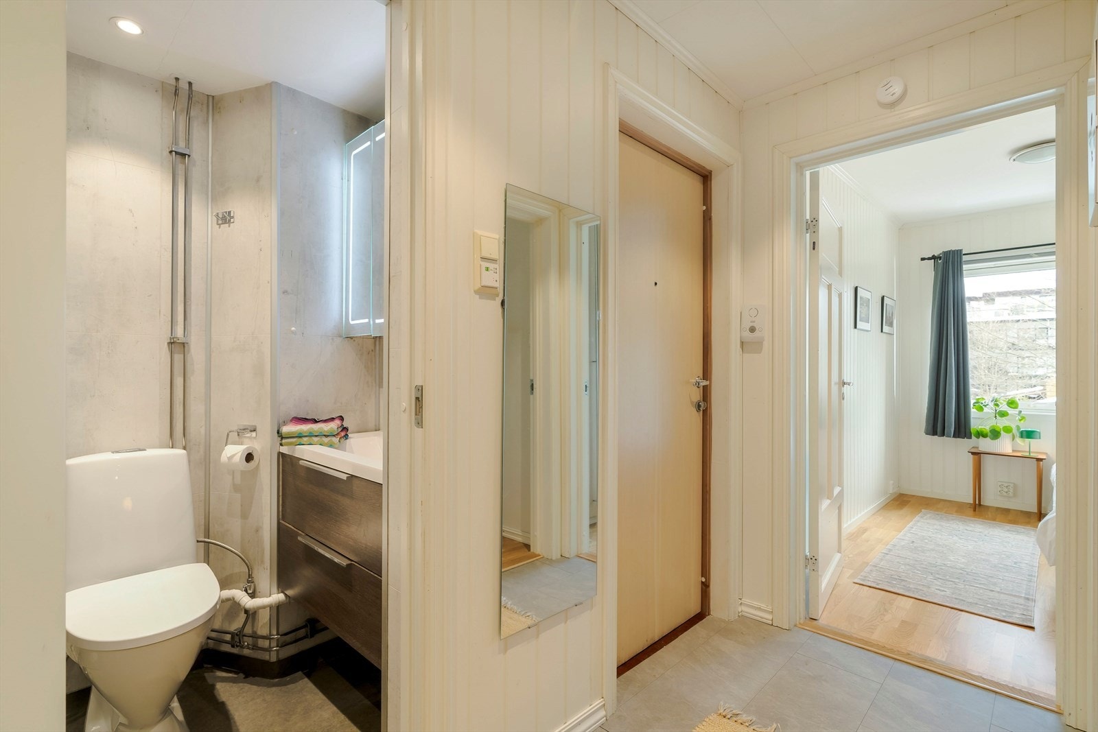 Entré med varme i gulv. Galleribilde