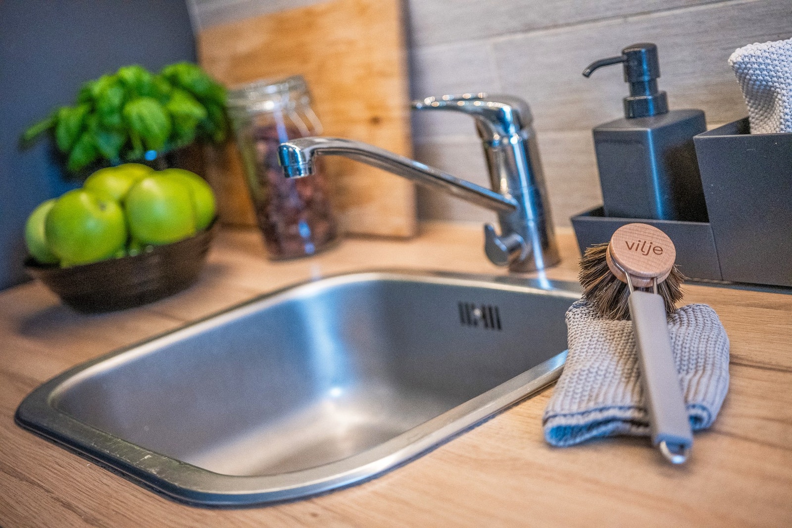 Er lov å drømme seg bort litt til overtagelsen av denne fine leiligheten i Thoresens gate borettslag Galleribilde