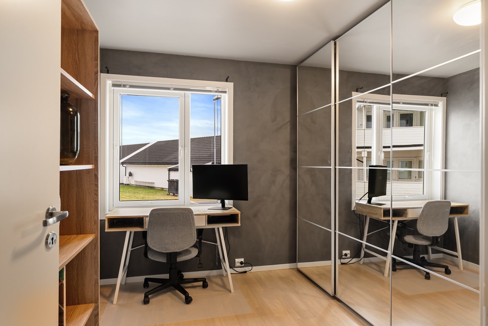 Soverom 3 med plass for garderobeskap. Galleribilde